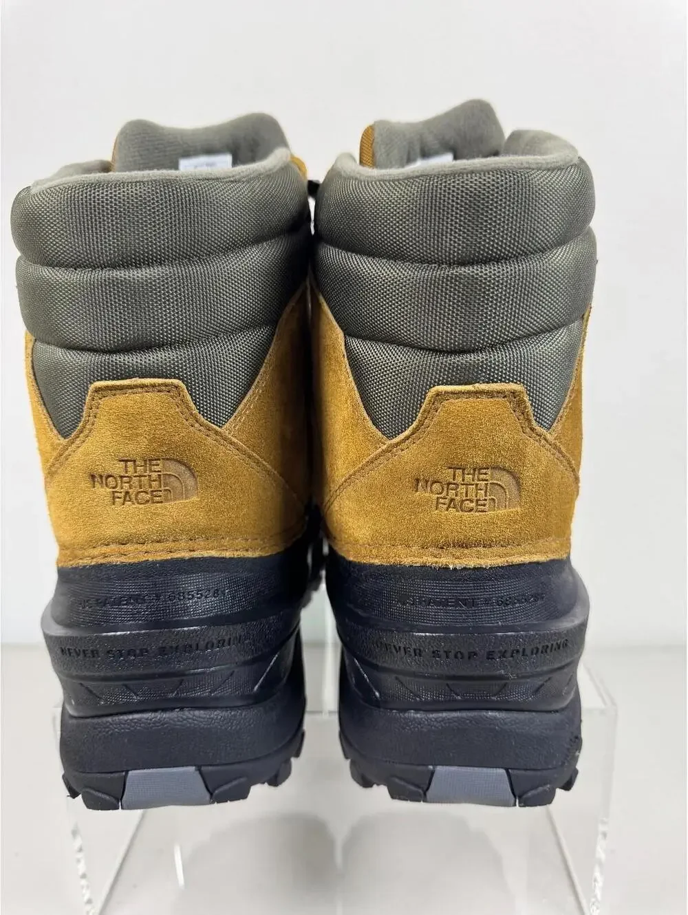 The North Face Mens Chilkat IV Insulated Boots Size 13 Heatseeker Snow Waterproo